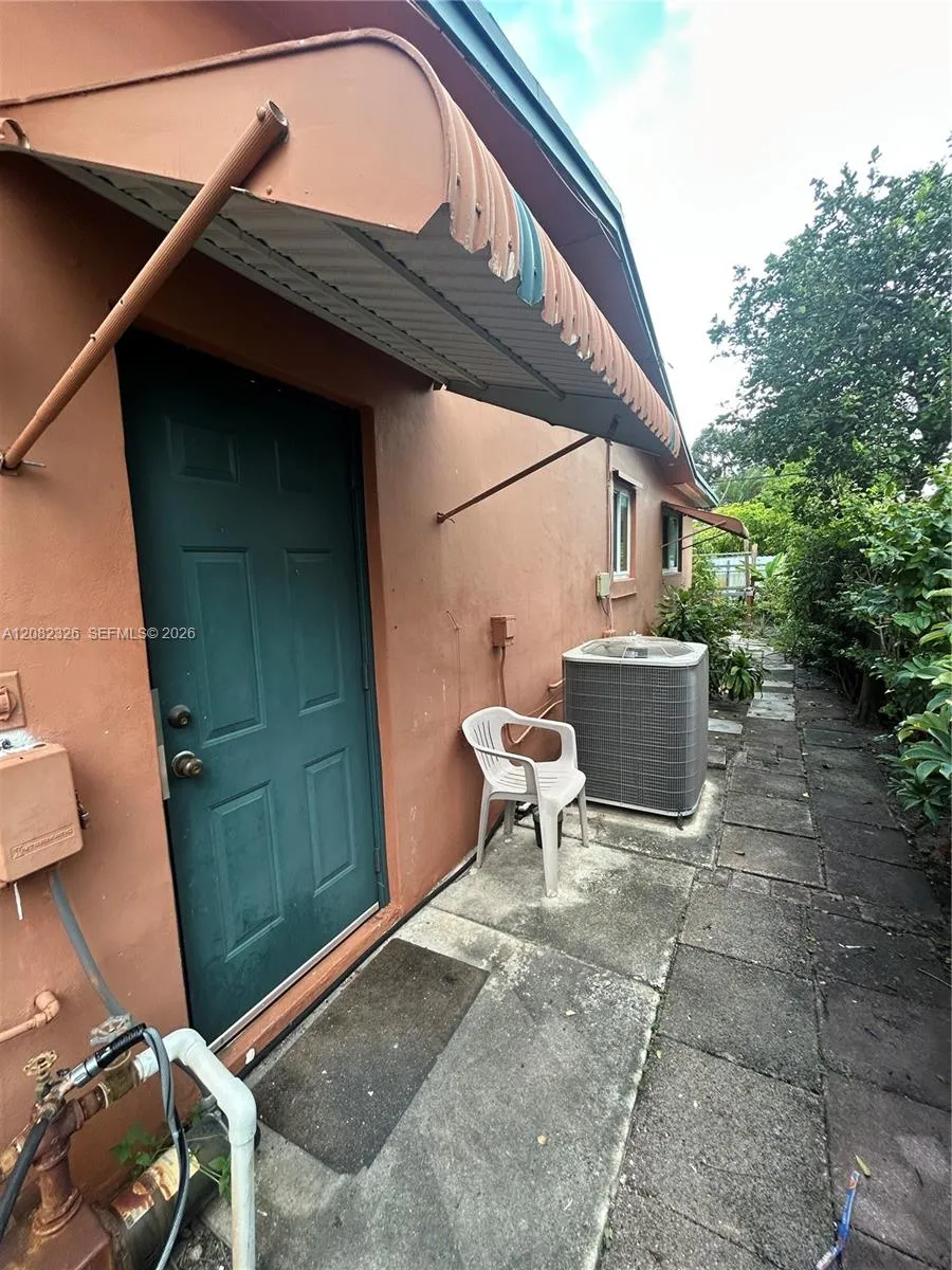 7730 Johnson St. #1 Pembroke Pines, FL 33024