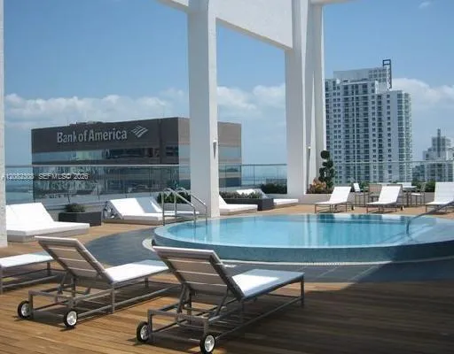 500 Brickell Ave #2100 Miami, FL 33131