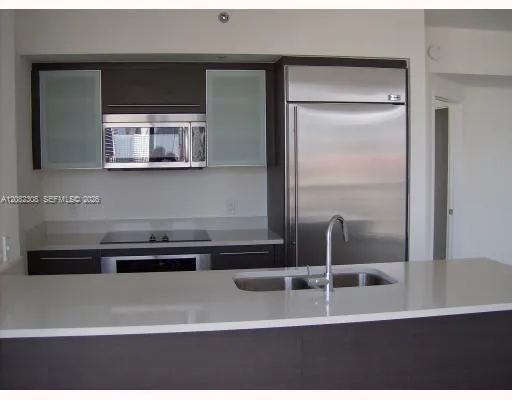500 Brickell Ave #2100 Miami, FL 33131