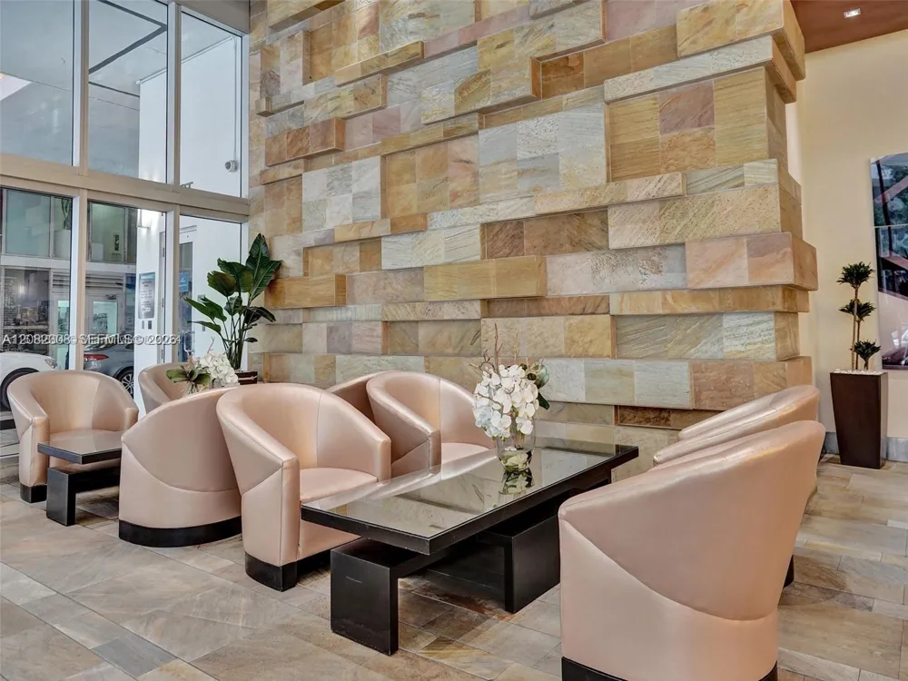 500 Brickell Ave #2100 Miami, FL 33131