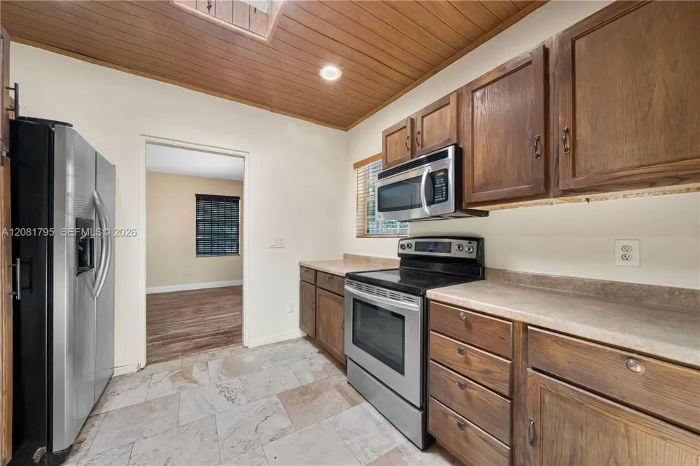 6401 SW 63rd Ct South Miami, FL 33143