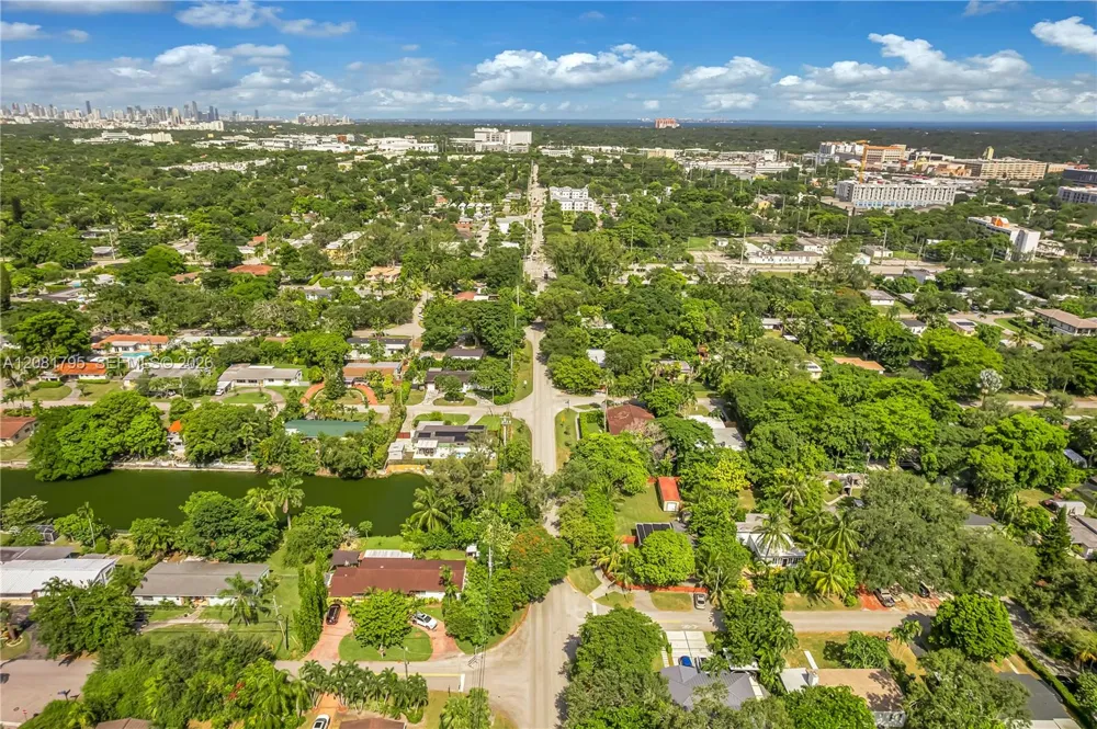 6401 SW 63rd Ct South Miami, FL 33143