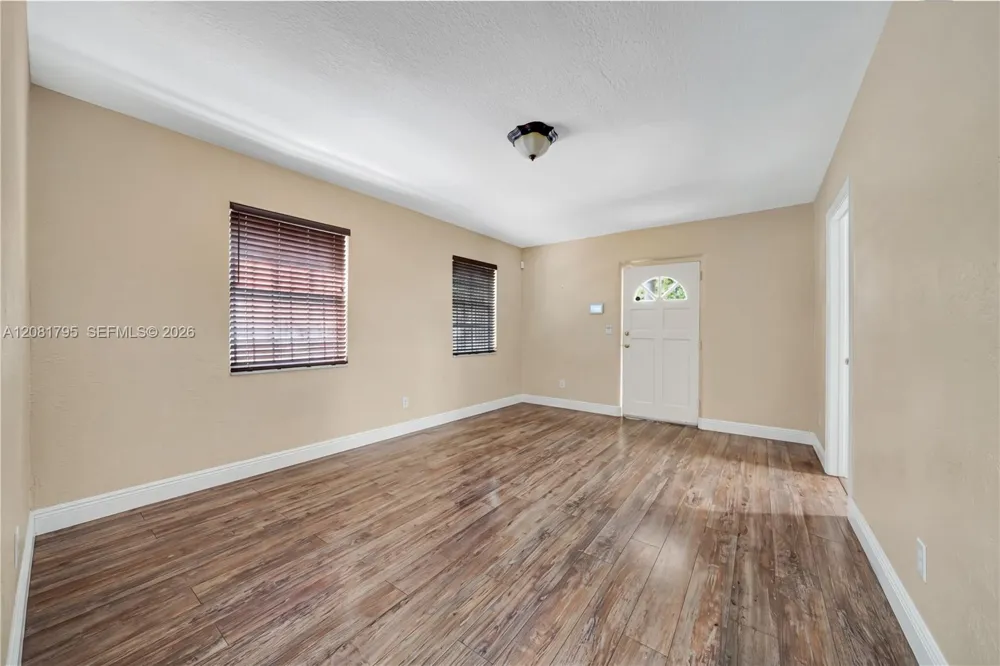 6401 SW 63rd Ct South Miami, FL 33143
