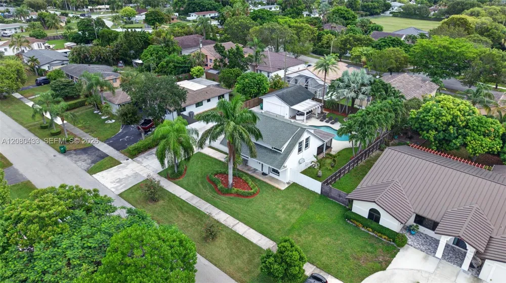 18211 SW 95th Ct Palmetto Bay, FL 33157