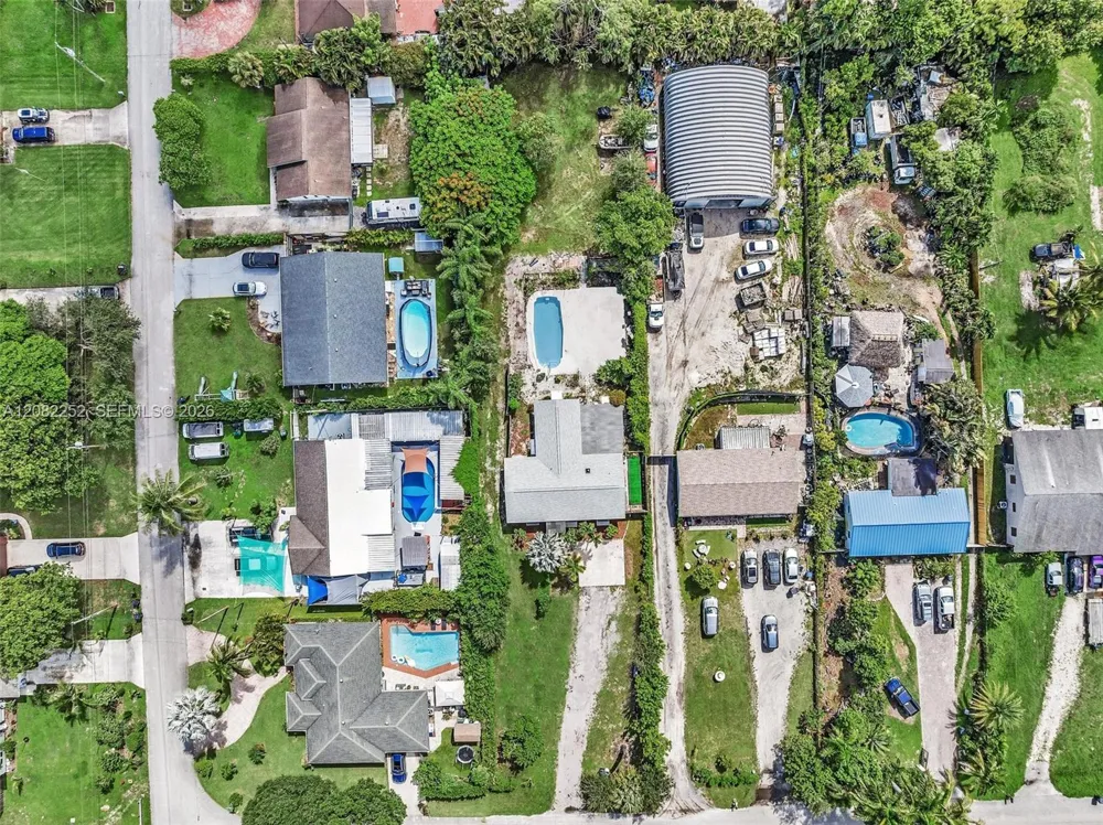 5088 2nd Rd Lake Worth, FL 33467