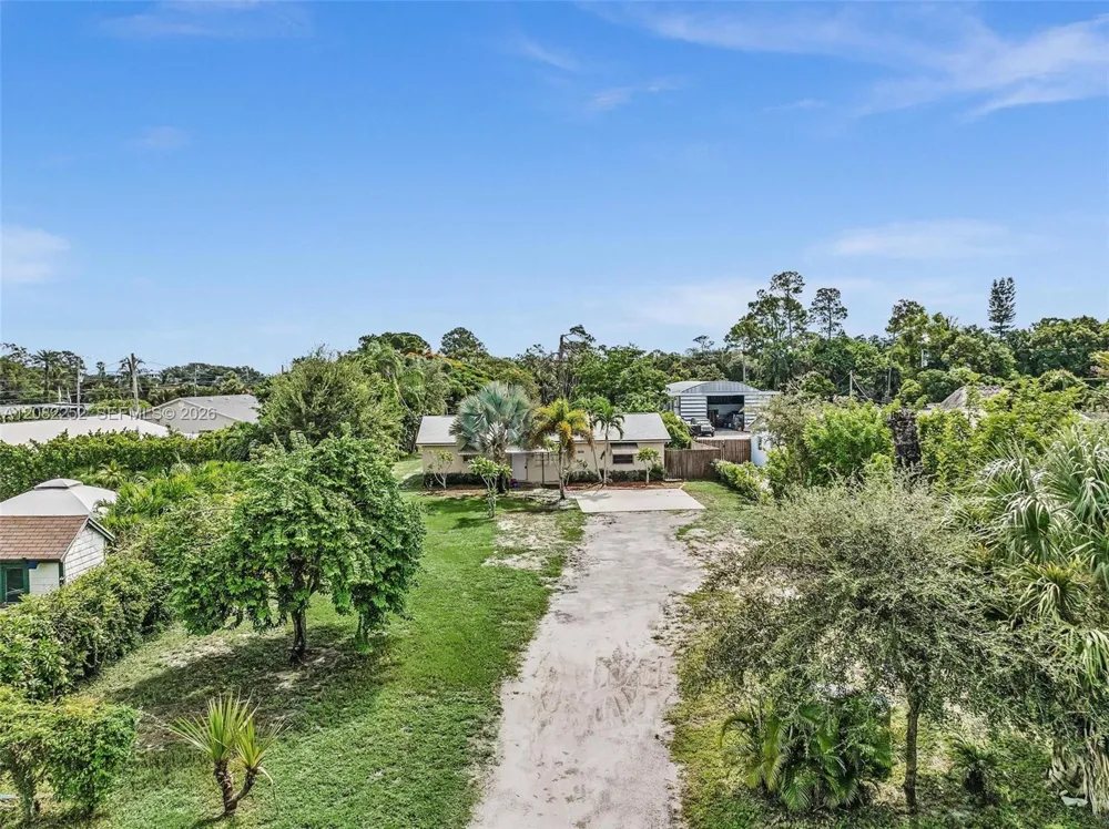 5088 2nd Rd Lake Worth, FL 33467