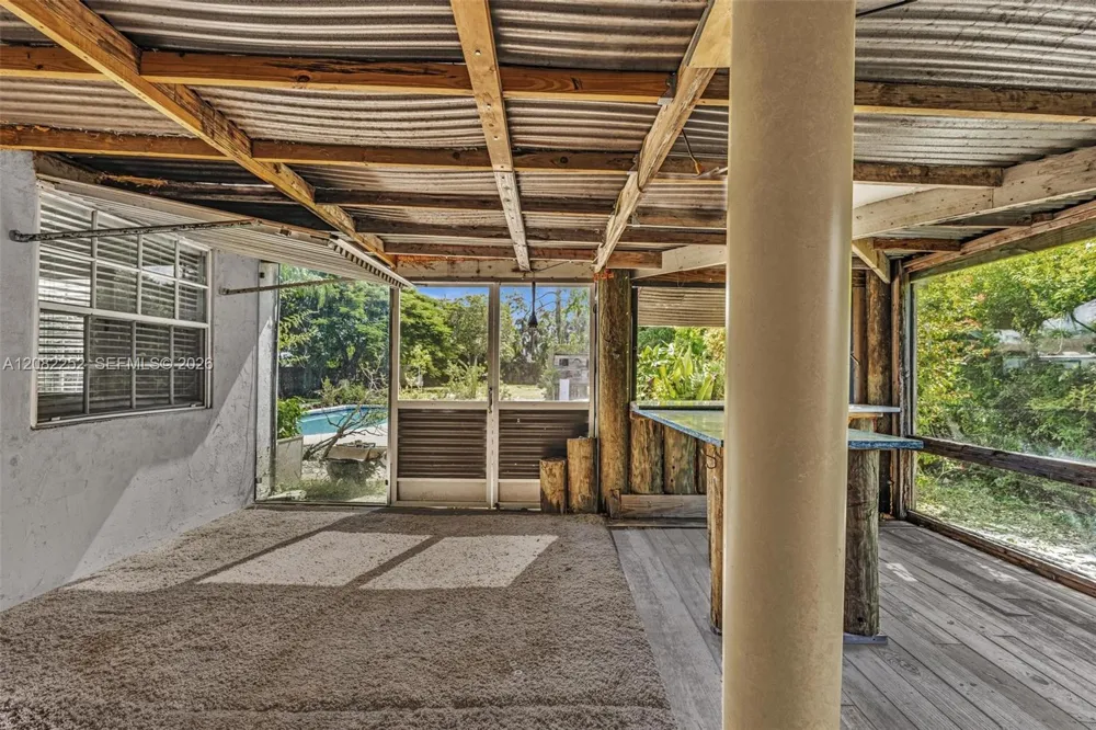 5088 2nd Rd Lake Worth, FL 33467
