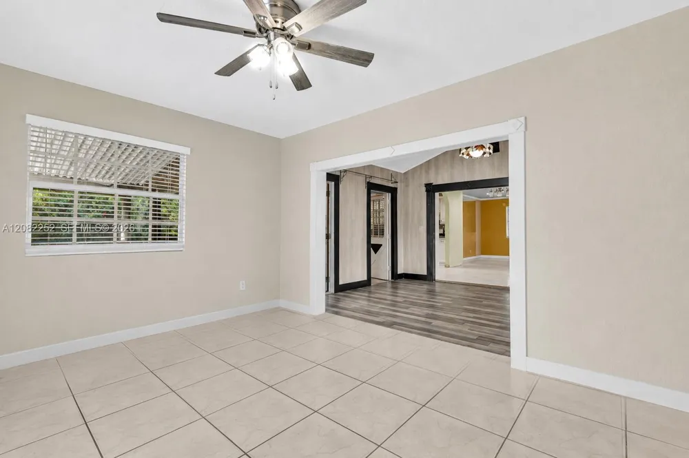 5088 2nd Rd Lake Worth, FL 33467
