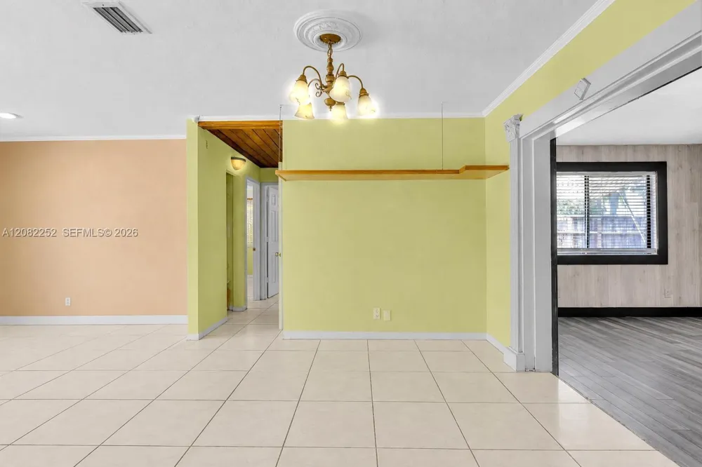 5088 2nd Rd Lake Worth, FL 33467