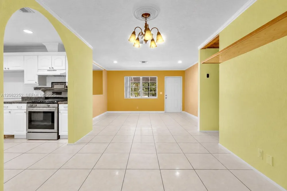 5088 2nd Rd Lake Worth, FL 33467