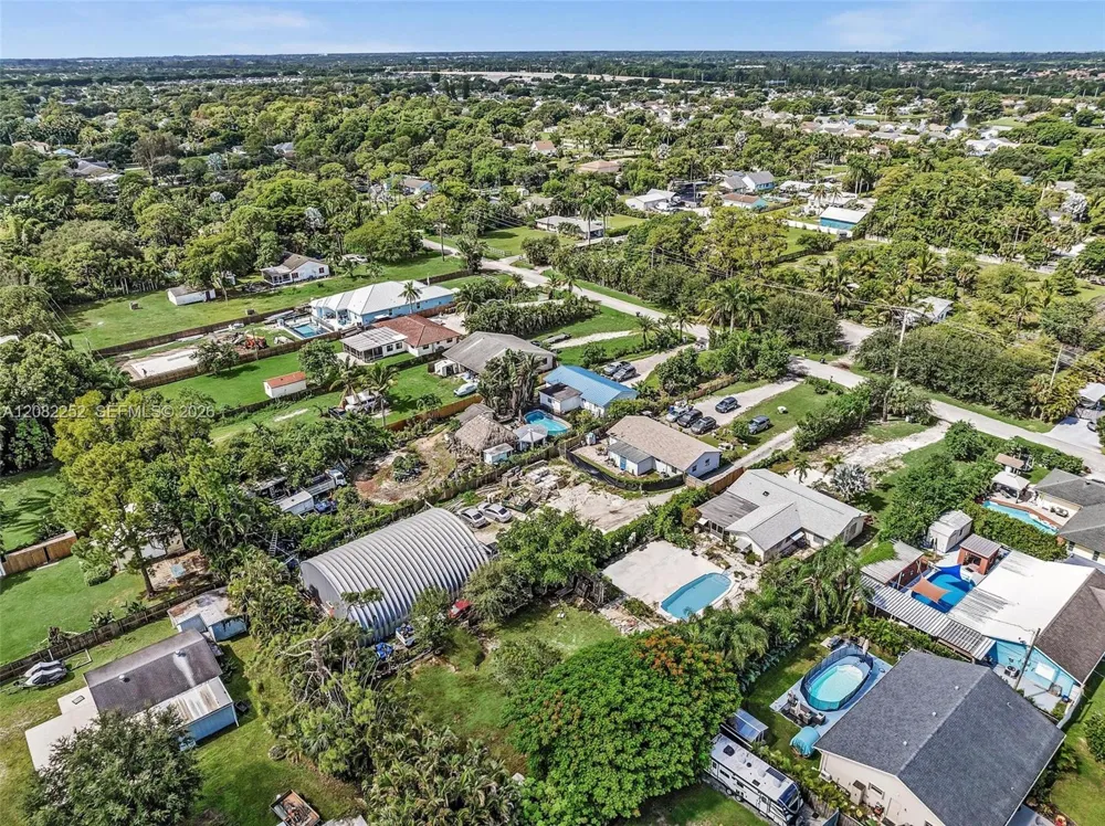 5088 2nd Rd Lake Worth, FL 33467