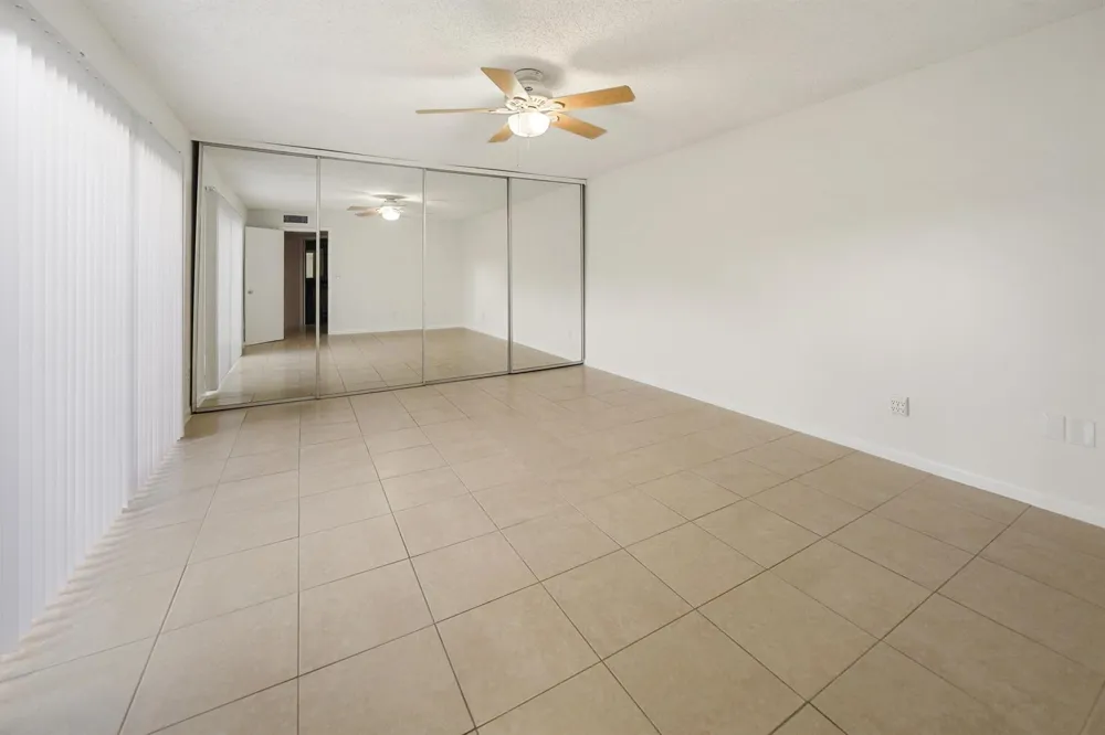 237 ALEMEDA DRIVE #3 Palm Springs, FL 33461