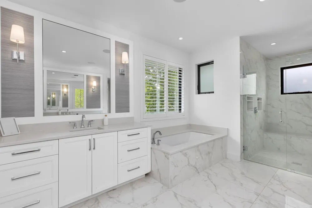 2400 NE 27th Avenue Fort Lauderdale, FL 33305