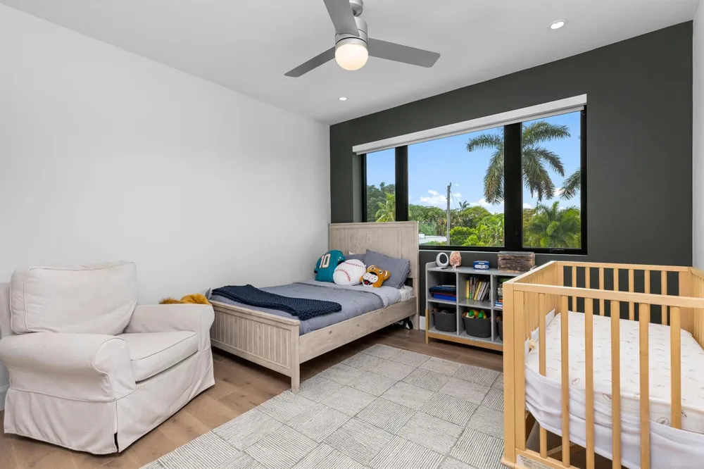 2400 NE 27th Avenue Fort Lauderdale, FL 33305