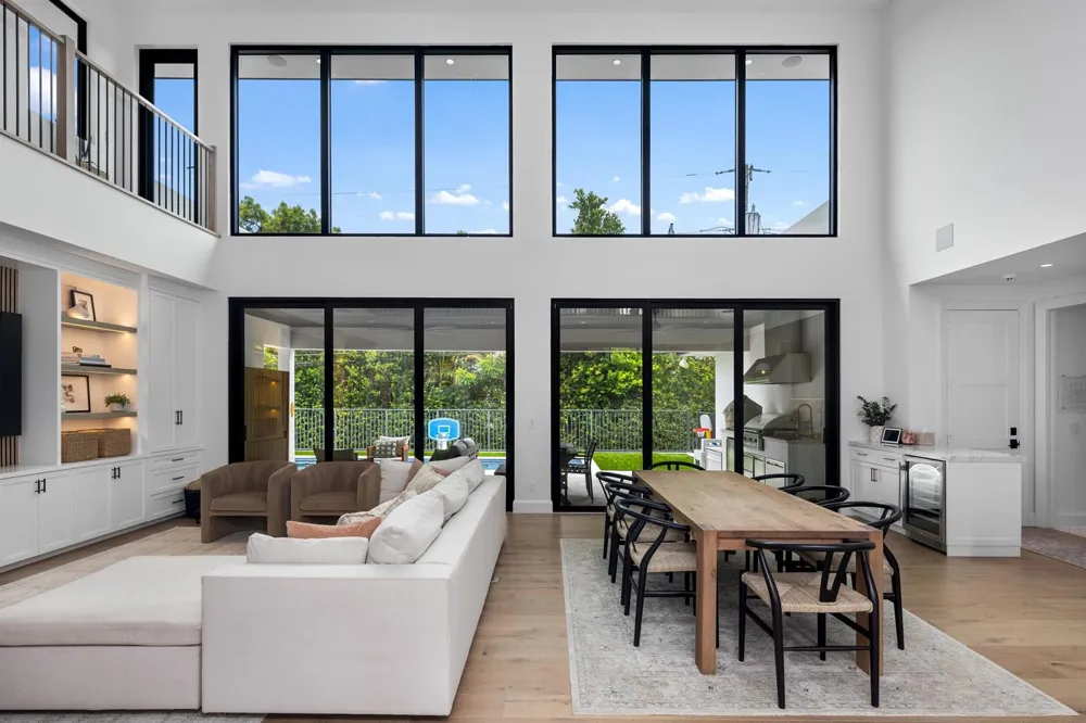 2400 NE 27th Avenue Fort Lauderdale, FL 33305