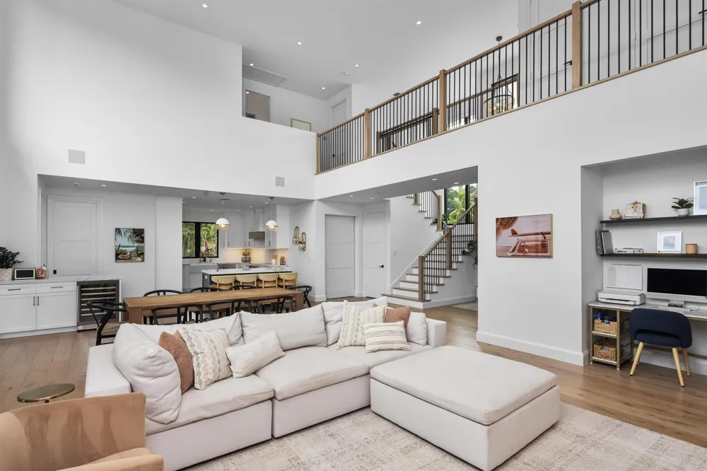 2400 NE 27th Avenue Fort Lauderdale, FL 33305