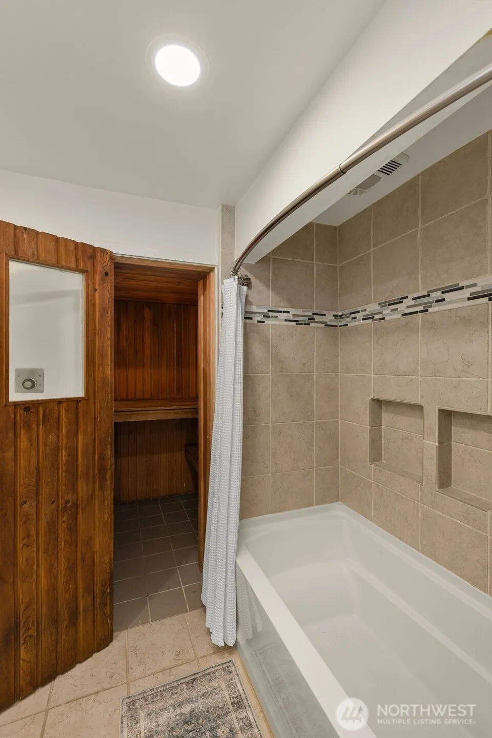 3515 72nd Avenue SE Mercer Island, WA 98040