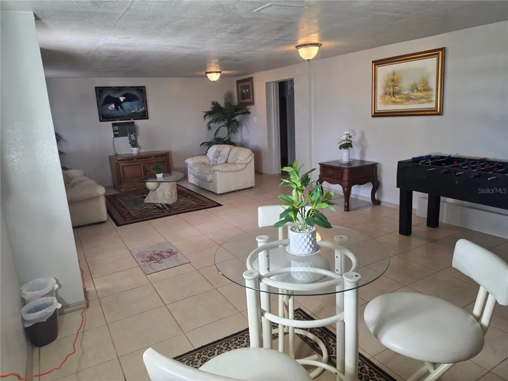 201 LAKE BONNY DRIVE E Lakeland, FL 33801