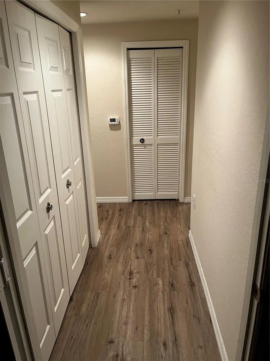 5152 NORTHRIDGE ROAD #106 Sarasota, FL 34238