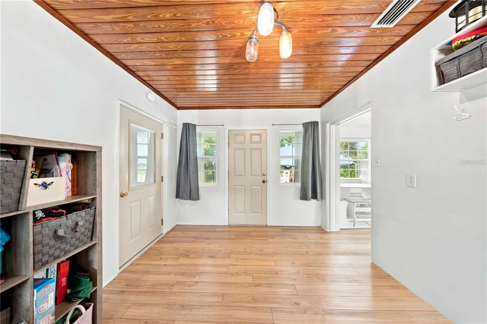 5708 SE PALM ROAD Belleview, FL 34420