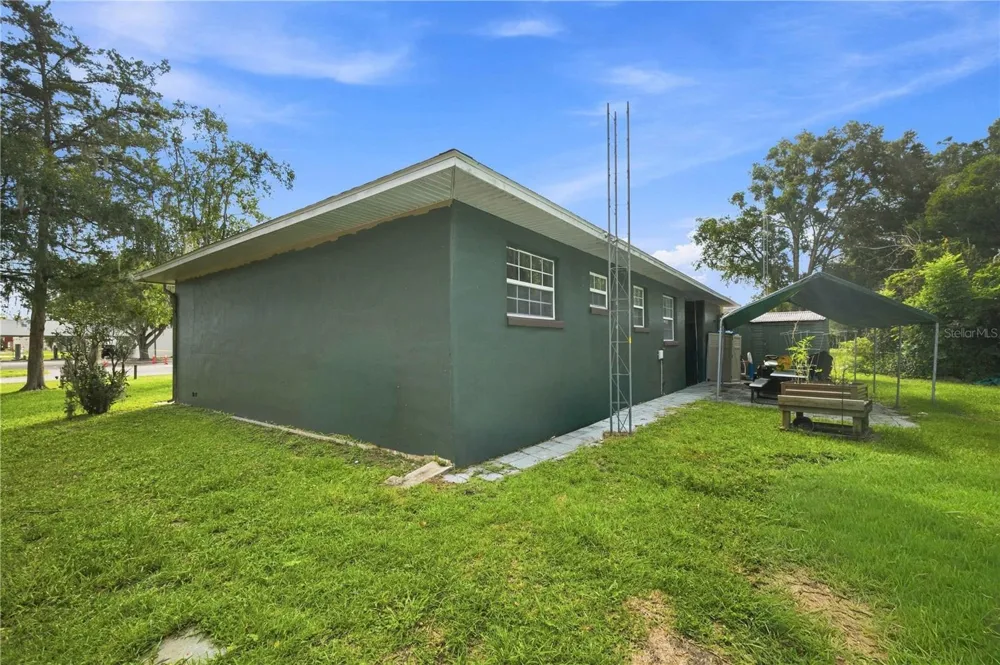 5708 SE PALM ROAD Belleview, FL 34420