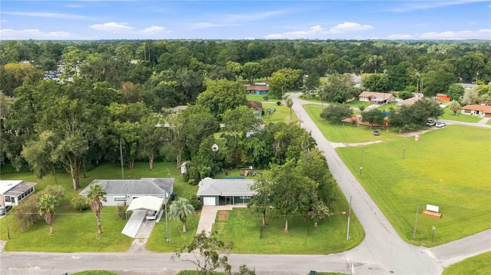 5708 SE PALM ROAD Belleview, FL 34420