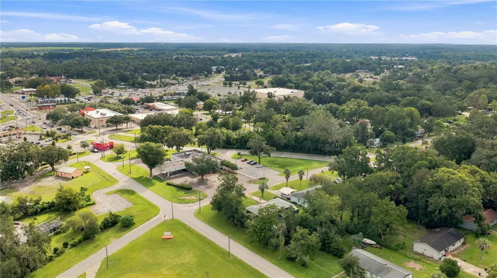 5708 SE PALM ROAD Belleview, FL 34420