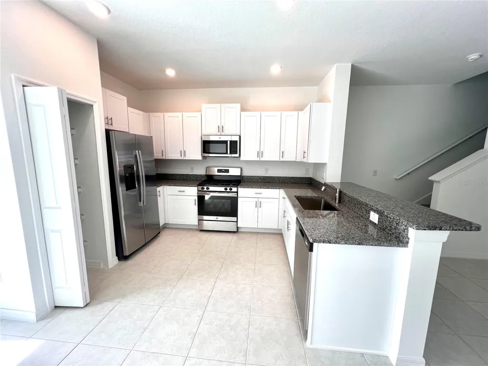 8333 CRESCENT OAKS DR New Port Richey, FL 34655