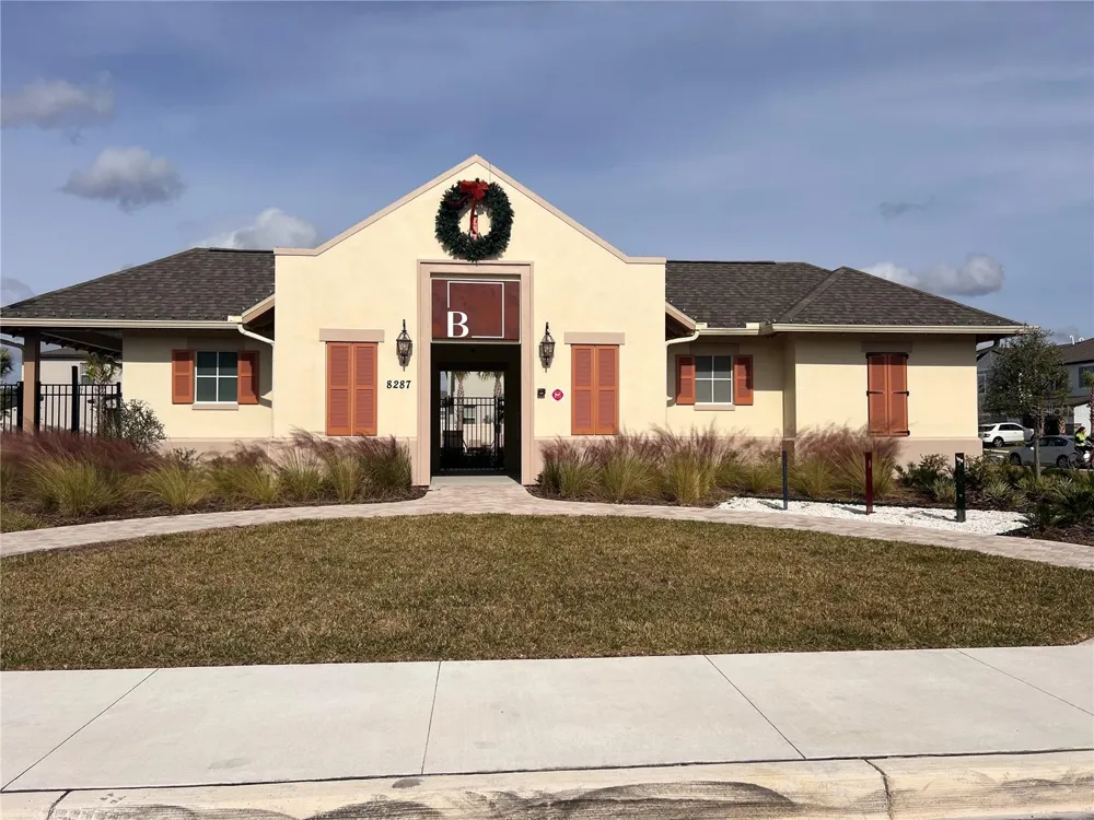 8333 CRESCENT OAKS DR New Port Richey, FL 34655