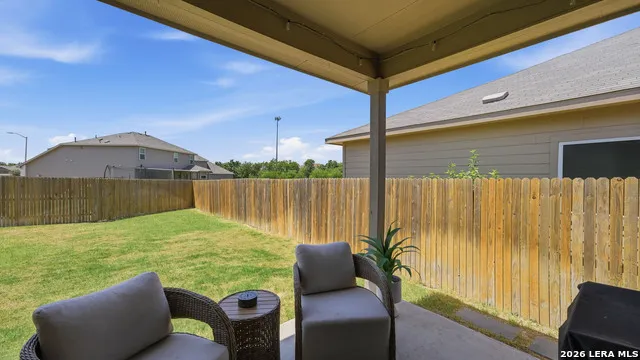541 BLUE STEM RD New Braunfels, TX 78130