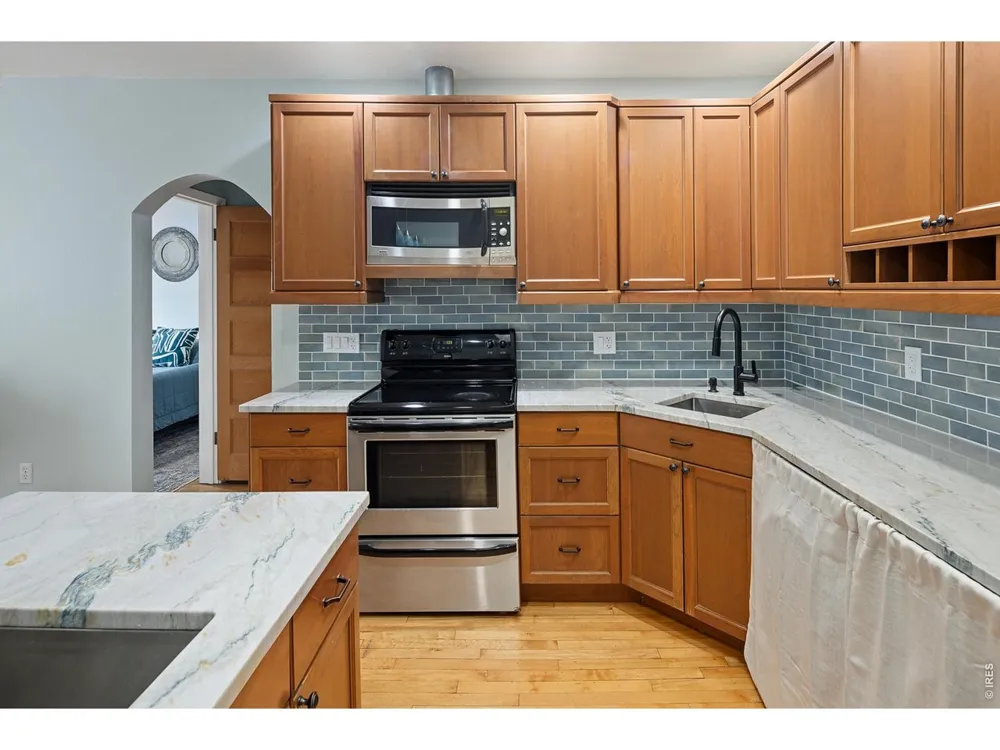 611 Cascade Avenue Boulder, CO 80302