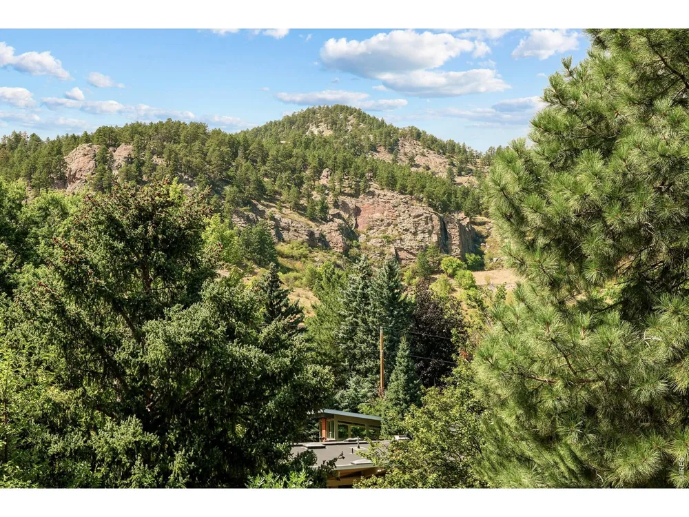 611 Cascade Avenue Boulder, CO 80302