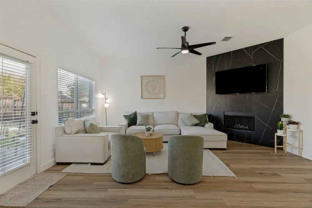 2529 Persimmon Drive Little Elm, TX 75068