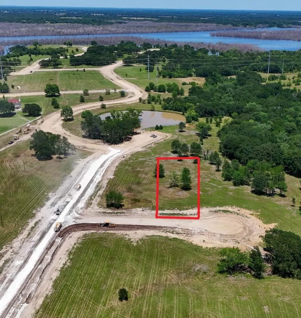 225 Diamond Point Dodd City, TX 75438