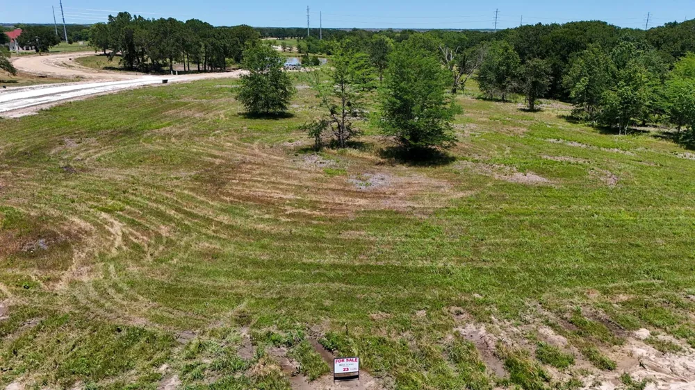 225 Diamond Point Dodd City, TX 75438