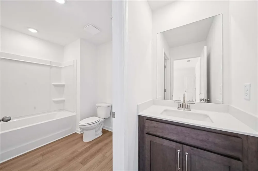 5464 Hargrove Way Flowery Branch, GA 30542