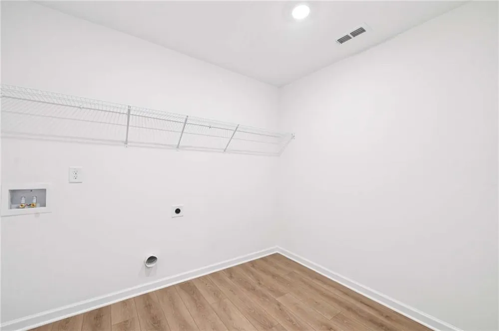 5464 Hargrove Way Flowery Branch, GA 30542