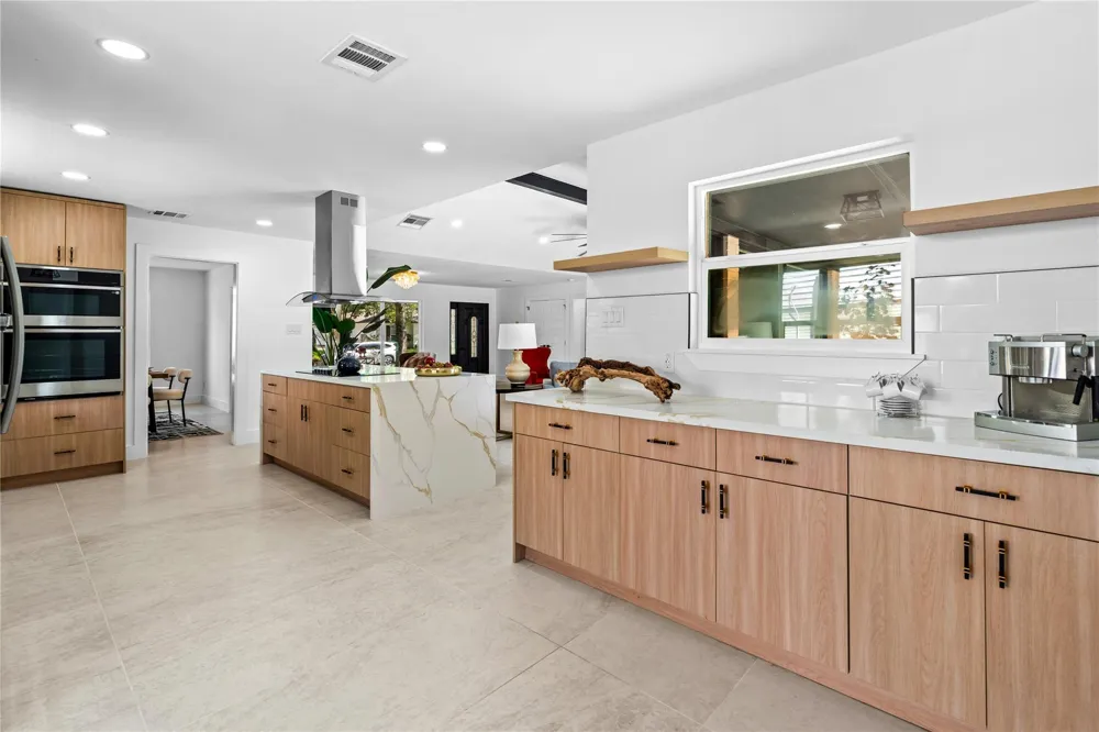 5751 Jason Street Houston, TX 77096