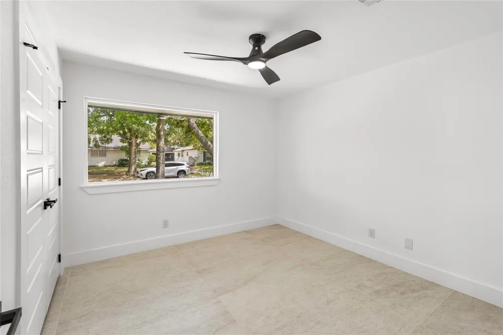 5751 Jason Street Houston, TX 77096