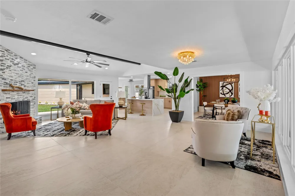 5751 Jason Street Houston, TX 77096