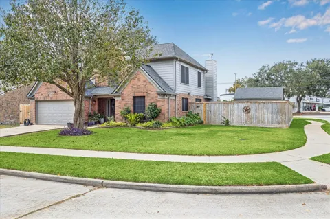 2702 Glendale Drive