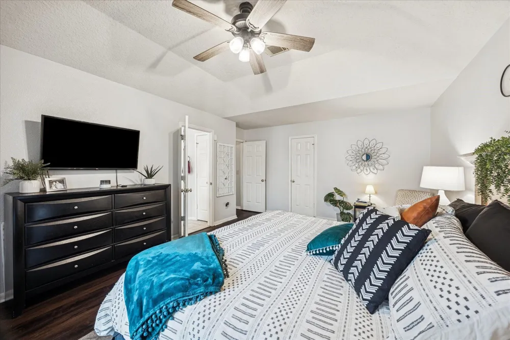 2702 Glendale Drive Pearland, TX 77584