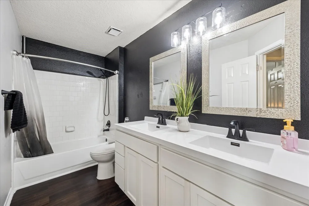 2702 Glendale Drive Pearland, TX 77584