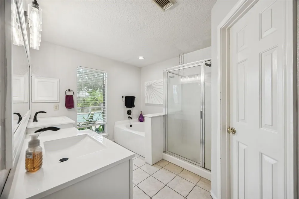 2702 Glendale Drive Pearland, TX 77584