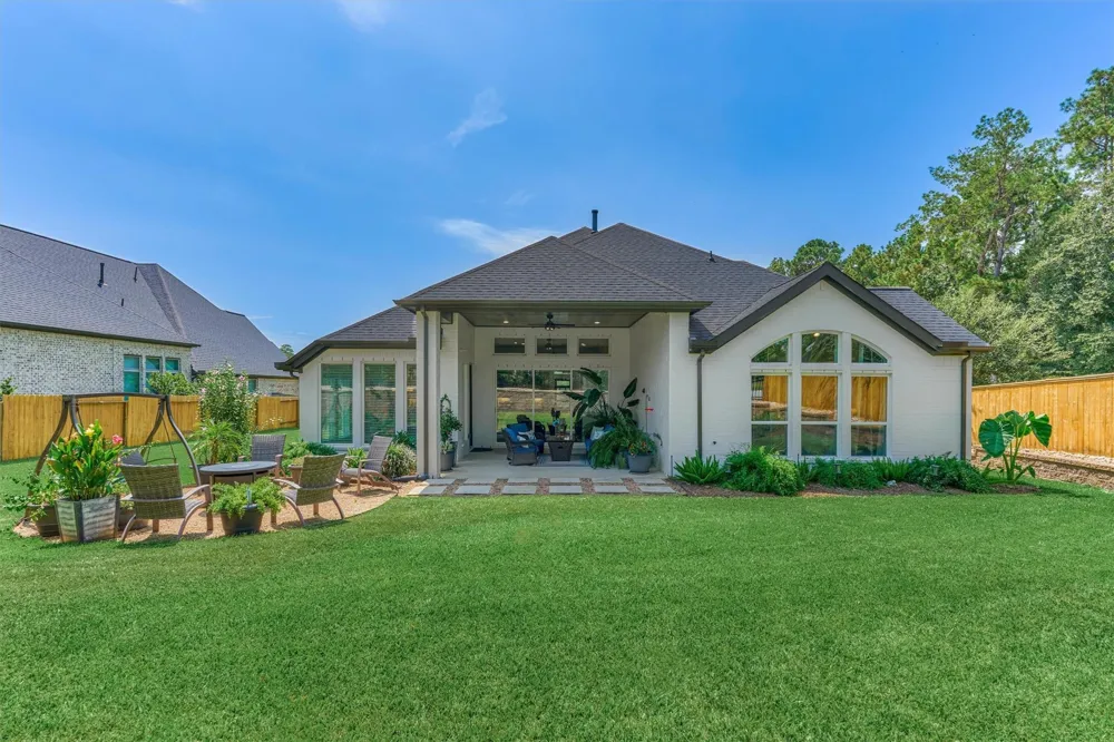 205 Patina Sorrel Drive Montgomery, TX 77316