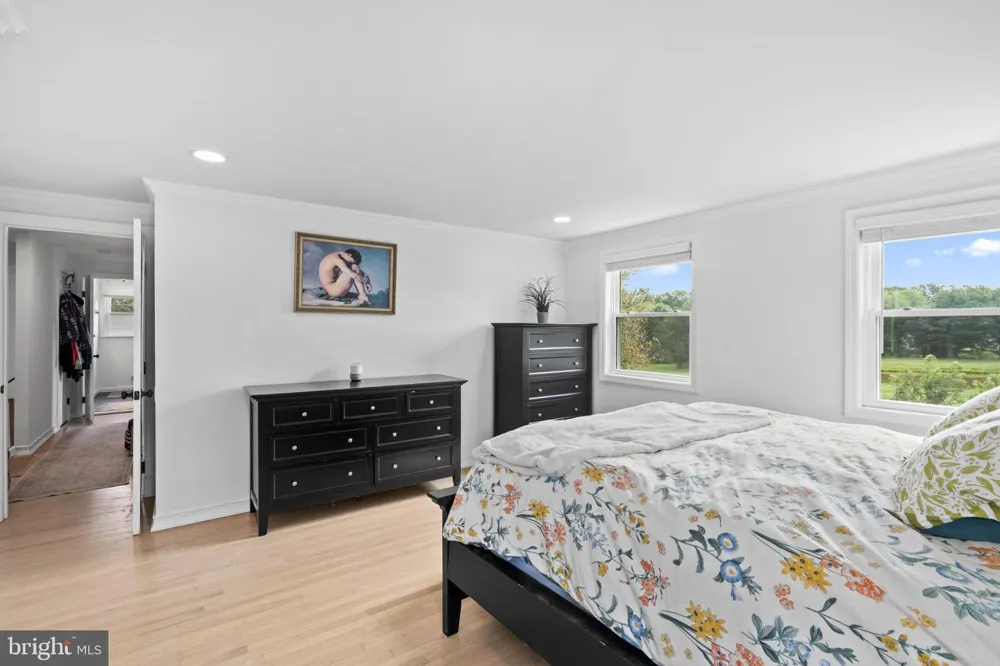 113 RAMBLEWOOD PARKWAY Mount Laurel, NJ 08054