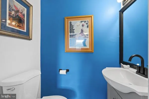 113 RAMBLEWOOD PARKWAY Mount Laurel, NJ 08054
