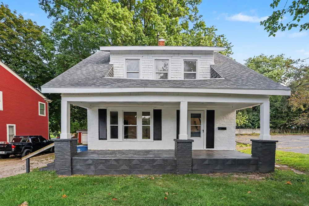 261 E Emmett Street Battle Creek, MI 49017