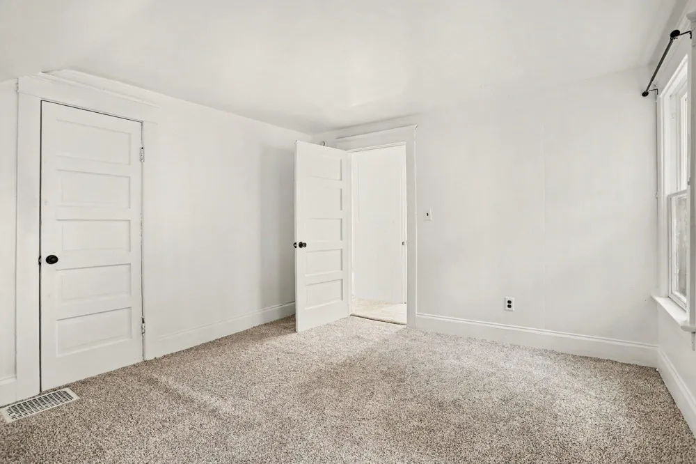 261 E Emmett Street Battle Creek, MI 49017