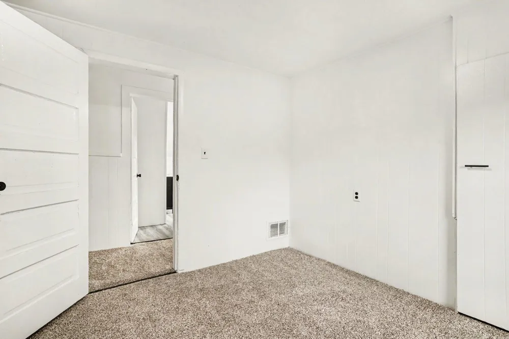 261 E Emmett Street Battle Creek, MI 49017